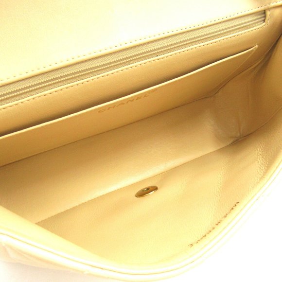 CHANEL Matelasse Diana Chain Shoulder Bag, Lambskin (Sheepskin), Women's, Beige - Picture 8 of 11